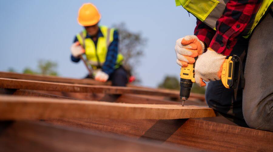 Expert Emergency Roof Repairs services in Pride, LA